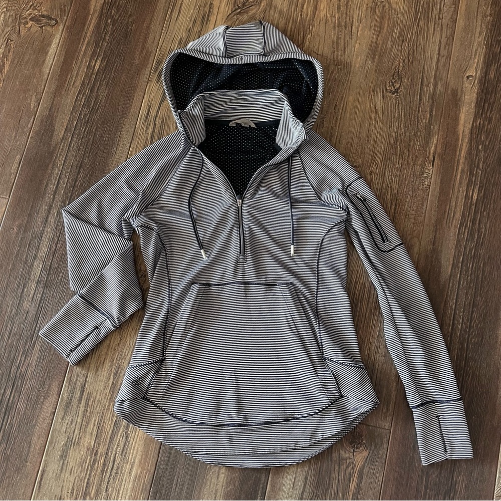 ATHLETA XS 1/4 zip hoodie pullover sweatshirt Blue white stripe thumb holes